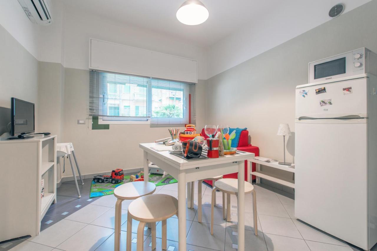 Babyaccommodation Family Sea & Box Pietra Ligure Exterior photo
